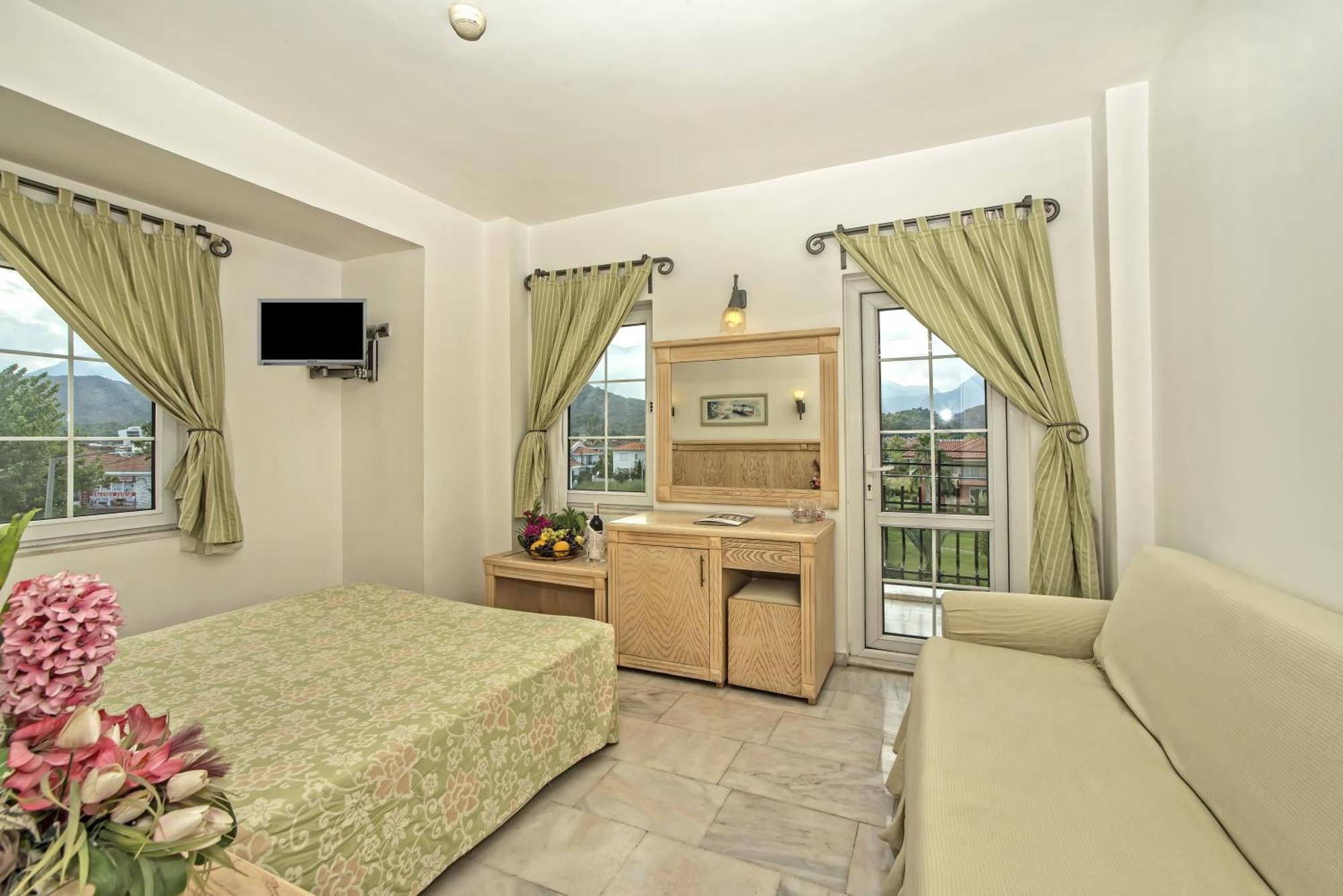 Hotel Sinatra Kemer Buitenkant foto