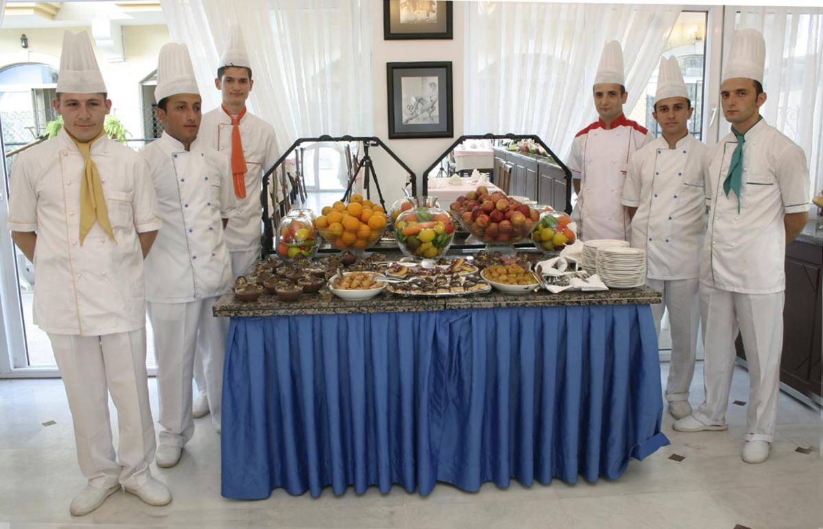 Hotel Sinatra Kemer Buitenkant foto