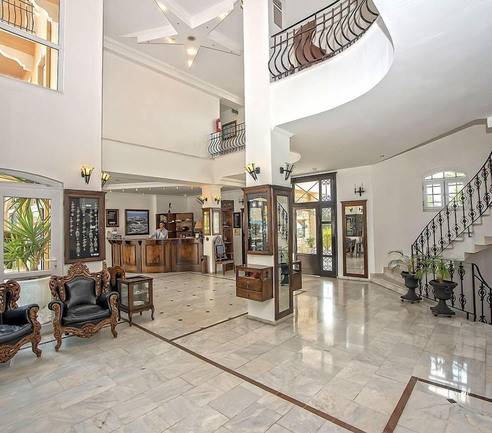 Hotel Sinatra Kemer Buitenkant foto