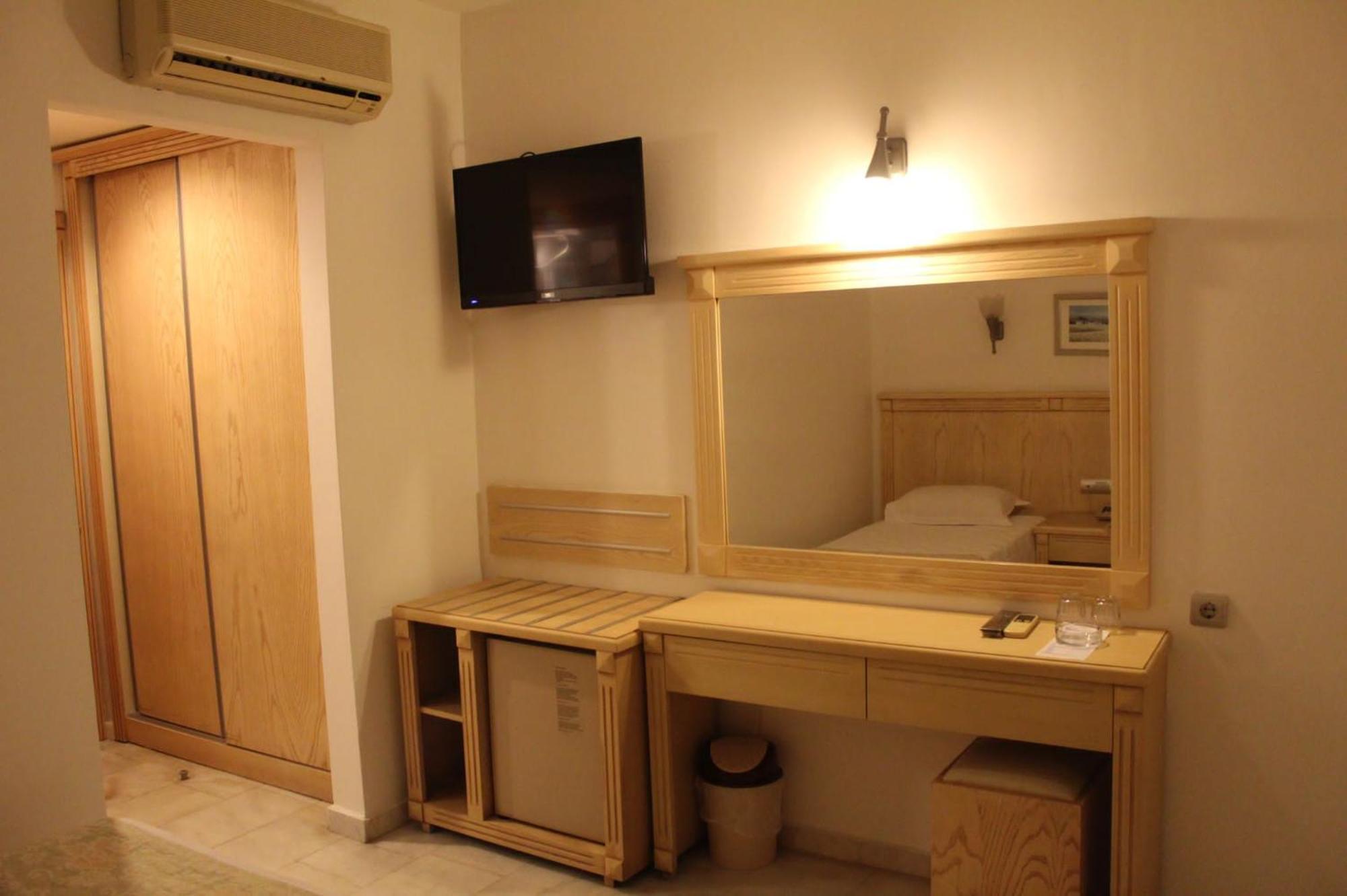 Hotel Sinatra Kemer Buitenkant foto